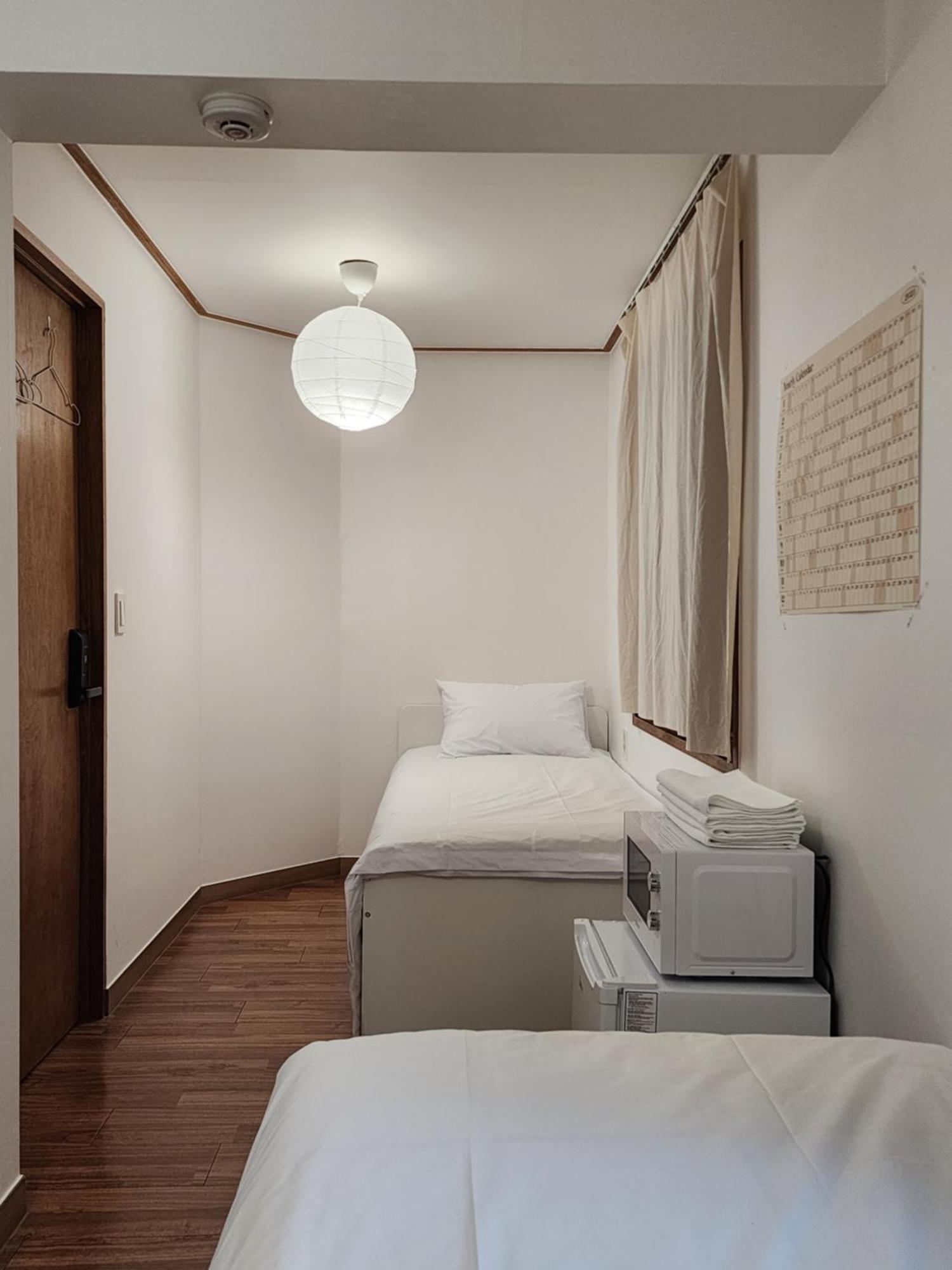 Hostel Jl In Chung-Jeong Сеул Экстерьер фото